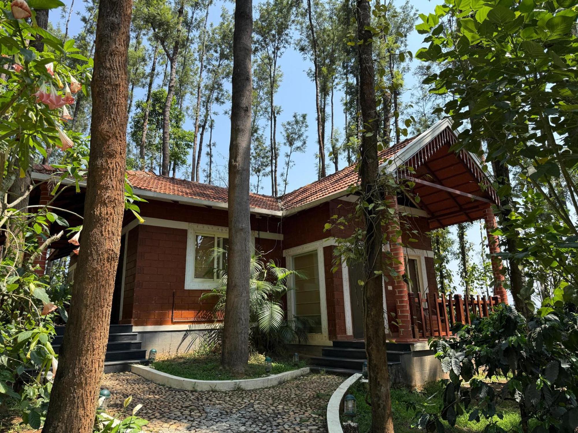 Coffee Grove Resort Chikmagalūr Eksteriør bilde
