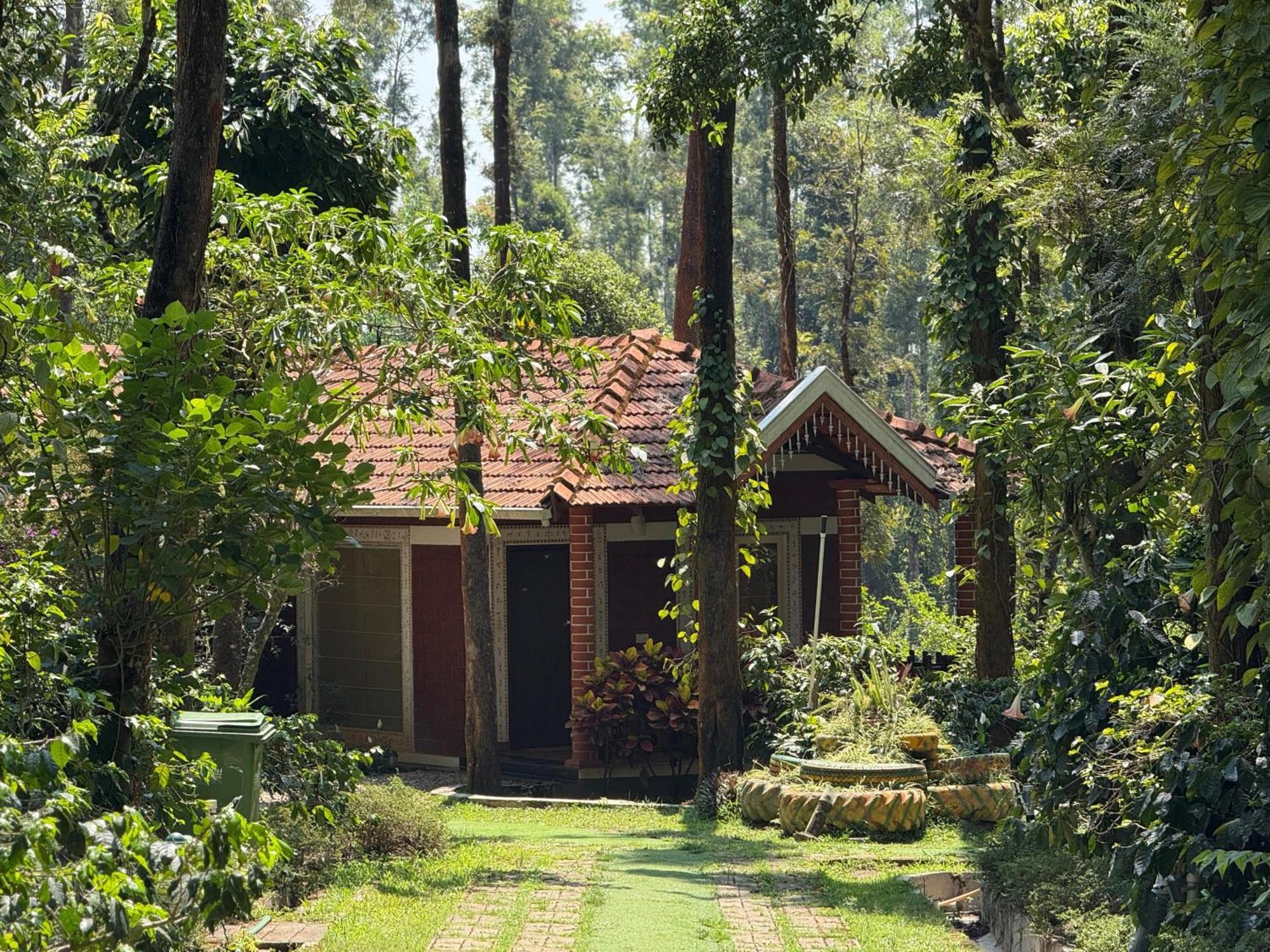 Coffee Grove Resort Chikmagalūr Eksteriør bilde